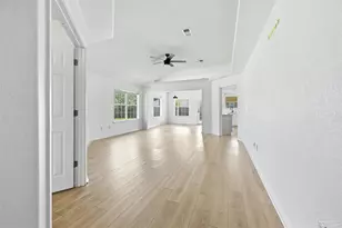 856 Miramar Dr, Pensacola, FL 32506 - Photo 5