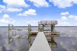 4501 Bayside Dr, Milton, FL 32583 - Photo 3