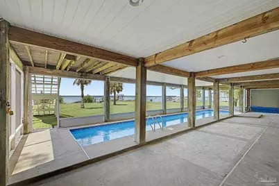 4501 Bayside Dr, Milton, FL 32583 - Photo 5