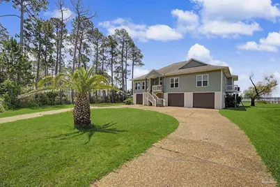 4501 Bayside Dr, Milton, FL 32583 - Photo 7