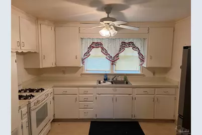 121 Virginia Way, Pensacola, FL 32505 - Photo 5