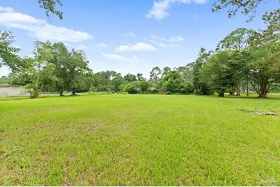 9437 Gulf Beach Hwy, Pensacola, FL 32507 - Photo 11