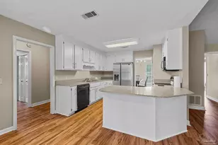 9800 Sourwood Ct, Pensacola, FL 32514 - Photo 13