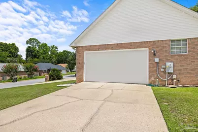 9800 Sourwood Ct, Pensacola, FL 32514 - Photo 3