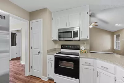 9800 Sourwood Ct, Pensacola, FL 32514 - Photo 15