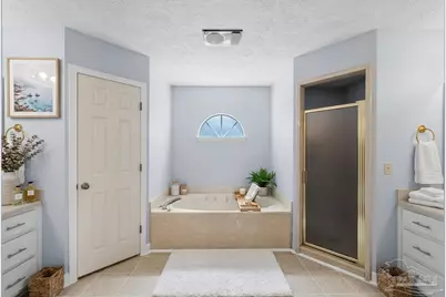 9800 Sourwood Ct, Pensacola, FL 32514 - Photo 25