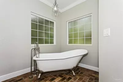 16340 Innerarity Pt Rd, Pensacola, FL 32507 - Photo 23