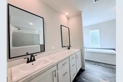 11431 Floridale Dr, Milton, FL 32583 - Photo 9