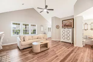 4233 Spanish Trail Pl, Pensacola, FL 32504 - Photo 17