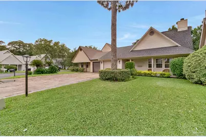 4233 Spanish Trail Pl, Pensacola, FL 32504 - Photo 3