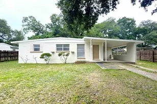 104 W Garfield Dr, Pensacola, FL 32505 - Photo 1