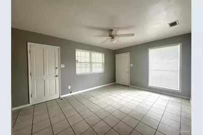 104 W Garfield Dr, Pensacola, FL 32505 - Photo 3