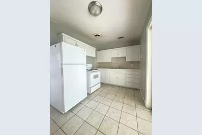 104 W Garfield Dr, Pensacola, FL 32505 - Photo 5