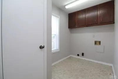 4630 Bellview Ave #B, Pensacola, FL 32526 - Photo 13
