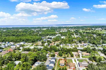 3195 Laurel Dr, Gulf Breeze, FL 32563 - Photo 27