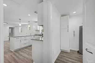 7265 Lockhart St, Pensacola, FL 32526 - Photo 25