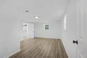 7265 Lockhart St, Pensacola, FL 32526 - Photo 19