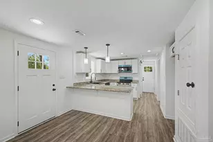 7265 Lockhart St, Pensacola, FL 32526 - Photo 13