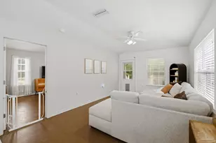 1237 Brownfield Rd, Pensacola, FL 32526 - Photo 11