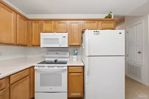 1237 Brownfield Rd, Pensacola, FL 32526 - Photo 7
