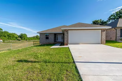 4621 Queen Palm Ct, Milton, FL 32571 - Photo 1