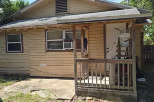 1915 W Gadsden St, Pensacola, FL 32501 - Photo 5