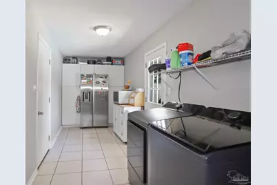 2810 Venetian Garden, Gulf Breeze, FL 32563 - Photo 7
