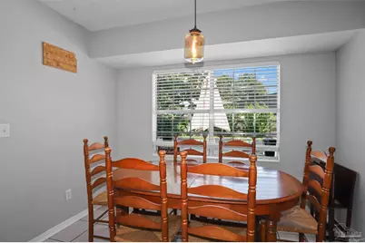 2810 Venetian Garden, Gulf Breeze, FL 32563 - Photo 11