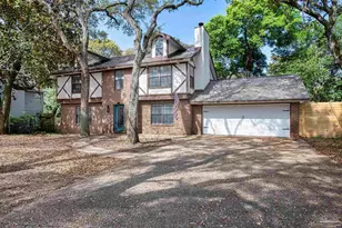 7 Shady Ln, Mary Esther, FL 32569 - Photo 1