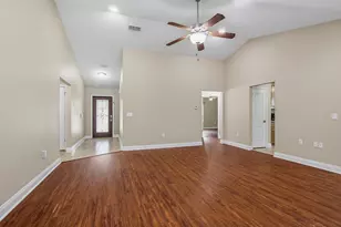 5567 Jones St, Milton, FL 32570 - Photo 9