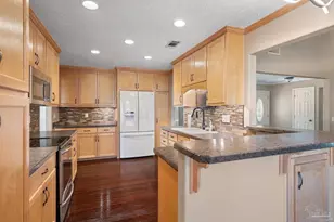 4900 Lanett Dr, Pensacola, FL 32526 - Photo 19