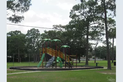 4900 Lanett Dr, Pensacola, FL 32526 - Photo 43