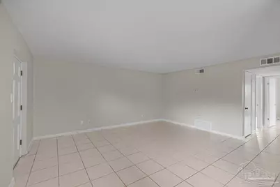 300 Bayou Blvd #207, Pensacola, FL 32503 - Photo 17