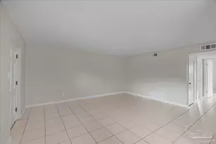 300 Bayou Blvd, Pensacola, FL 32503 - Photo 17