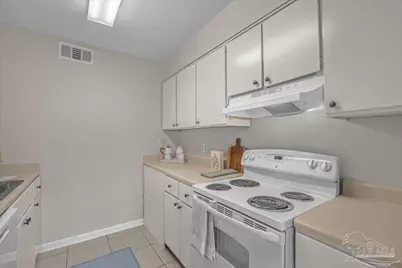 300 Bayou Blvd #207, Pensacola, FL 32503 - Photo 23