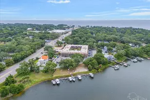 300 Bayou Blvd, Pensacola, FL 32503 - Photo 11