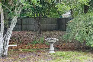 2555 Holley Pl, Navarre, FL 32566 - Photo 45