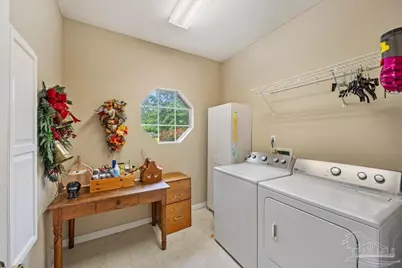 2555 Holley Pl, Navarre, FL 32566 - Photo 33