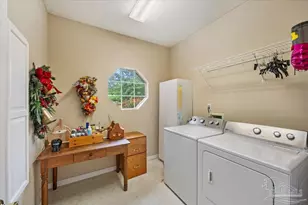 2555 Holley Pl, Navarre, FL 32566 - Photo 33