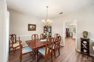 2555 Holley Pl, Navarre, FL 32566 - Photo 15