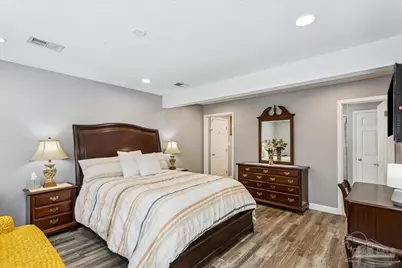 1834 W Smugglers Cove Dr, Gulf Breeze, FL 32563 - Photo 19