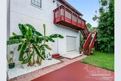 1834 W Smugglers Cove Dr, Gulf Breeze, FL 32563 - Photo 57