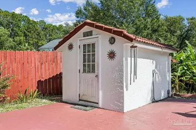 1834 W Smugglers Cove Dr, Gulf Breeze, FL 32563 - Photo 43