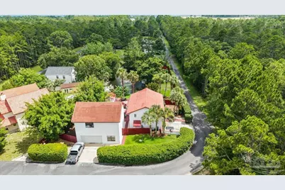 1834 W Smugglers Cove Dr, Gulf Breeze, FL 32563 - Photo 5