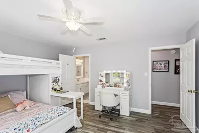 1834 W Smugglers Cove Dr, Gulf Breeze, FL 32563 - Photo 33