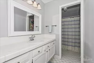 1834 W Smugglers Cove Dr, Gulf Breeze, FL 32563 - Photo 35