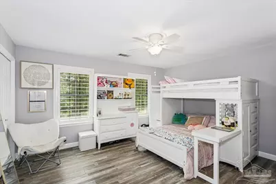 1834 W Smugglers Cove Dr, Gulf Breeze, FL 32563 - Photo 31