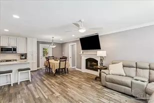 1834 W Smugglers Cove Dr, Gulf Breeze, FL 32563 - Photo 9
