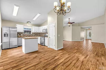 21 Easton St, Cantonment, FL 32533 - Photo 5