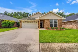 21 Easton St, Cantonment, FL 32533 - Photo 1